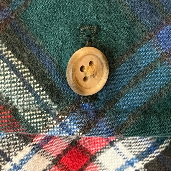 Vintage Woolrich USA Mens Flannel Shirt L Green White Red Blue Plaid Cotton L/S - Picture 5 of 10